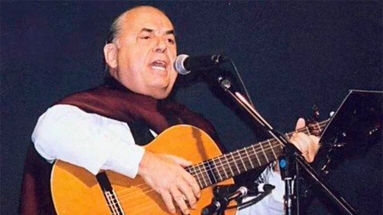 A los 89 años, murió Juan Carlos Saravia, creador de Los Chalchaleros