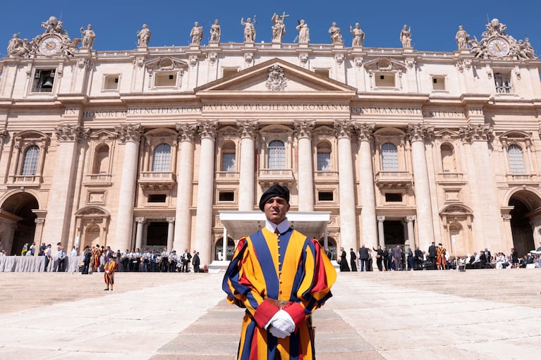 A member of the Swiss Guard stands on the day Pope Leo XIV holds general audience in St. Peter's Square, at the Vatican, July 30, 2025. REUTERS/Remo Casilli