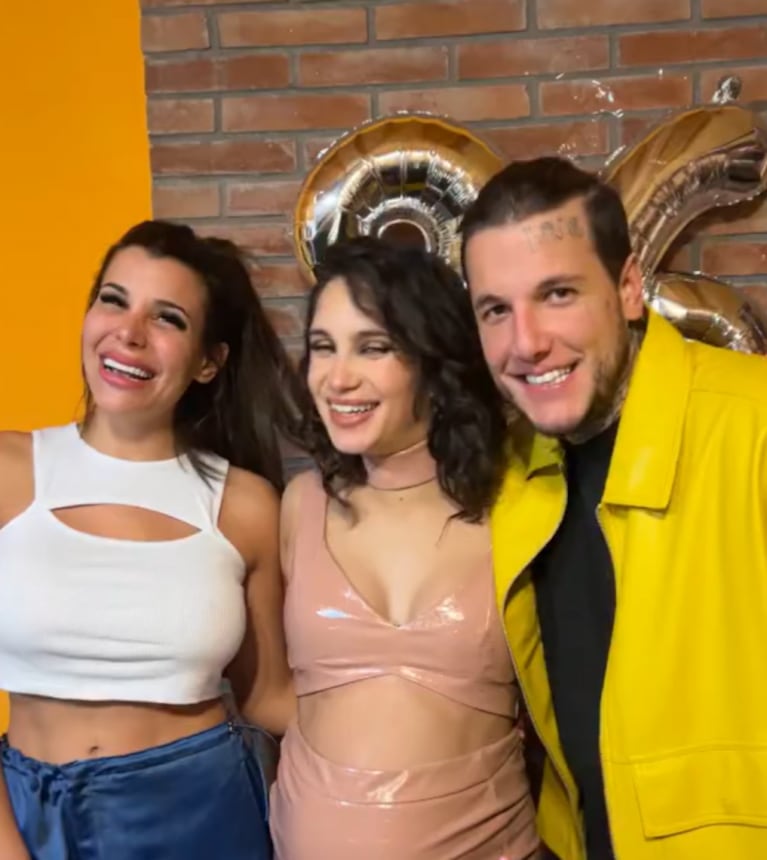 A punto de ser mamá, Melody Luz celebró su cumpleaños con Alex y Charlotte Caniggia: todas las fotos