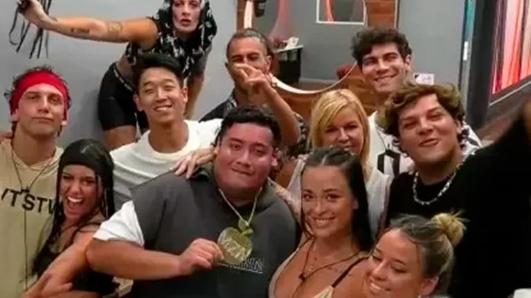 A qué participante de Gran Hermano acusaron de tener “olor a pollo podrido” por no bañarse.