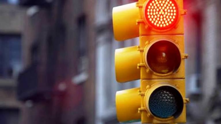 ¿A quién se le ocurrieron los colores de los semáforos?
