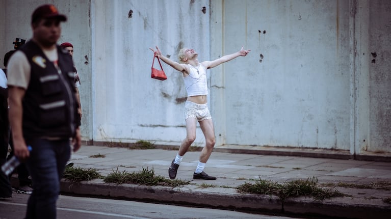 "A veces parece que quiero idolatrar la noche, pero en realidad es un cuestionamiento", dijo Marttein sobre la película de su disco. (Foto: Rafael Levy - @rvfaelevy)