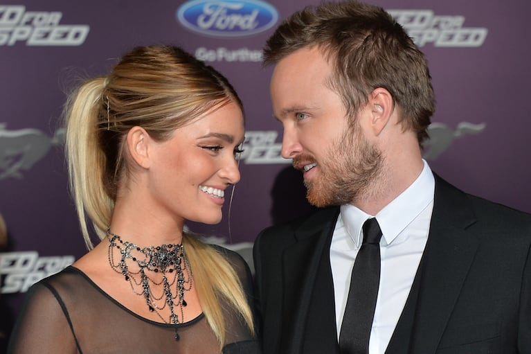 Aaron Paul y su esposa Lauren Parsekian. 