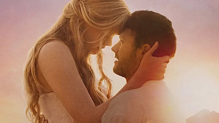 Abigail Cowen interpreta a Angel y Michael Hosea a Tom Lewis.