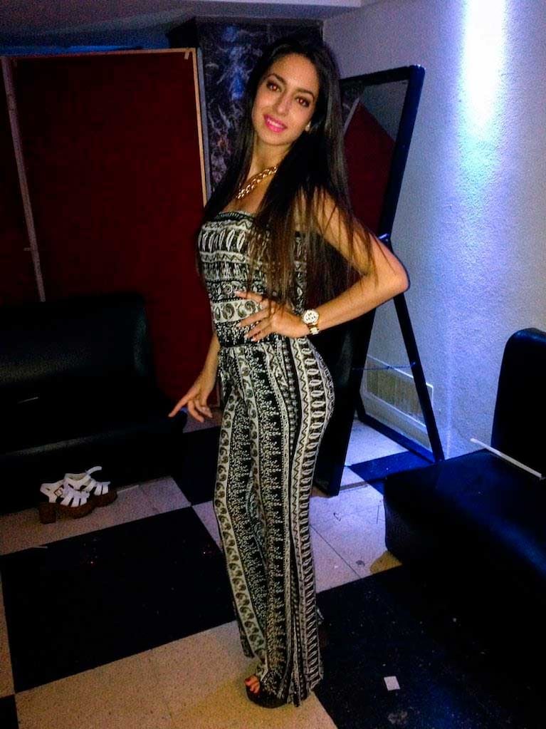 Quién es Abril Losardo, la influencer que habría enamorado a Marcelo Tinelli en el Mundial 2026 - Image 3