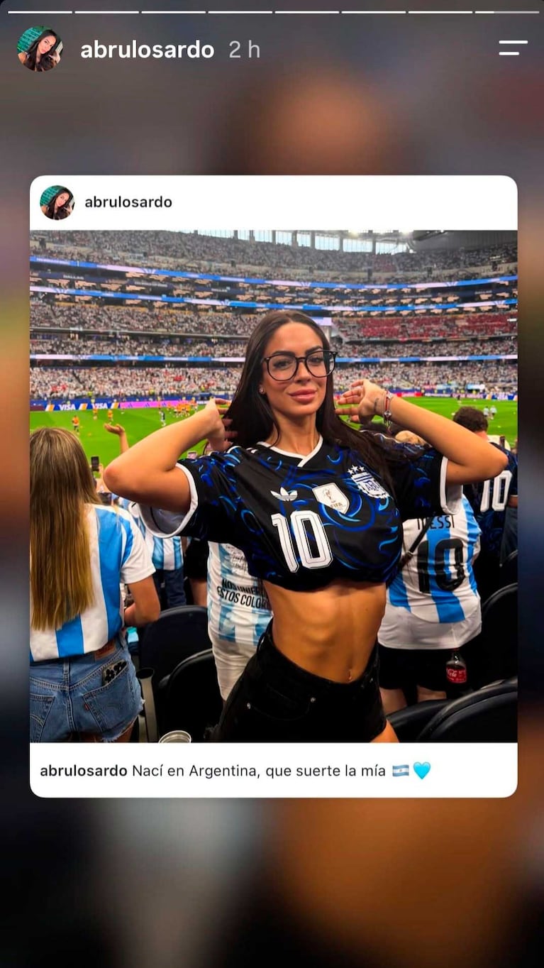 Quién es Abril Losardo, la influencer que habría enamorado a Marcelo Tinelli en el Mundial 2026