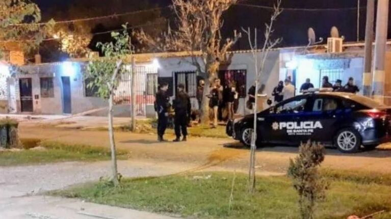Acribillan a balazos a un joven en Rosario y se investiga un crimen en venganza