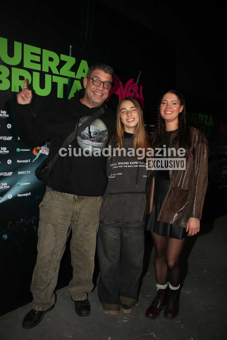 Adrián Cormillot y familia (Foto: Movilpress)