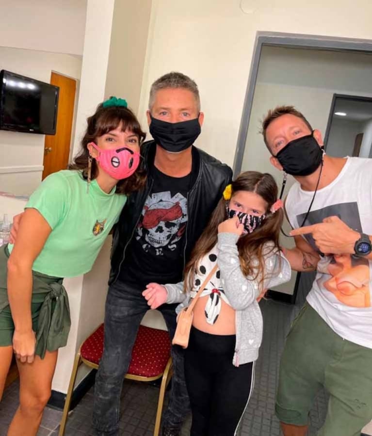 Adrián Suar fue al teatro con su hija Margarita a ver Una Semana Nada más 