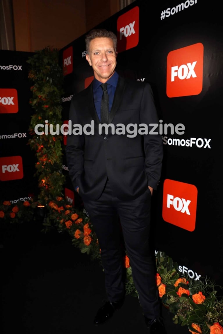 Adrián Suar, Lali Espósito, Diego Torres, Nico Vázquez y muchos más: elegantes looks en un exclusivo evento