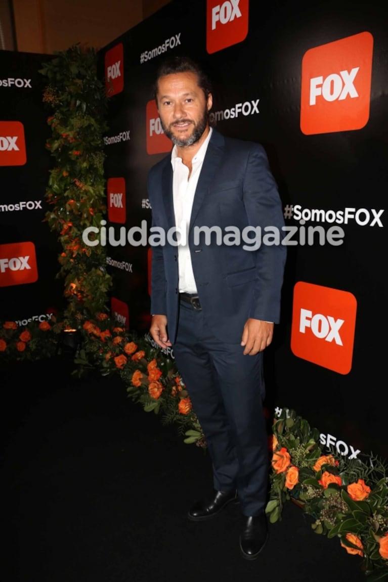 Adrián Suar, Lali Espósito, Diego Torres, Nico Vázquez y muchos más: elegantes looks en un exclusivo evento