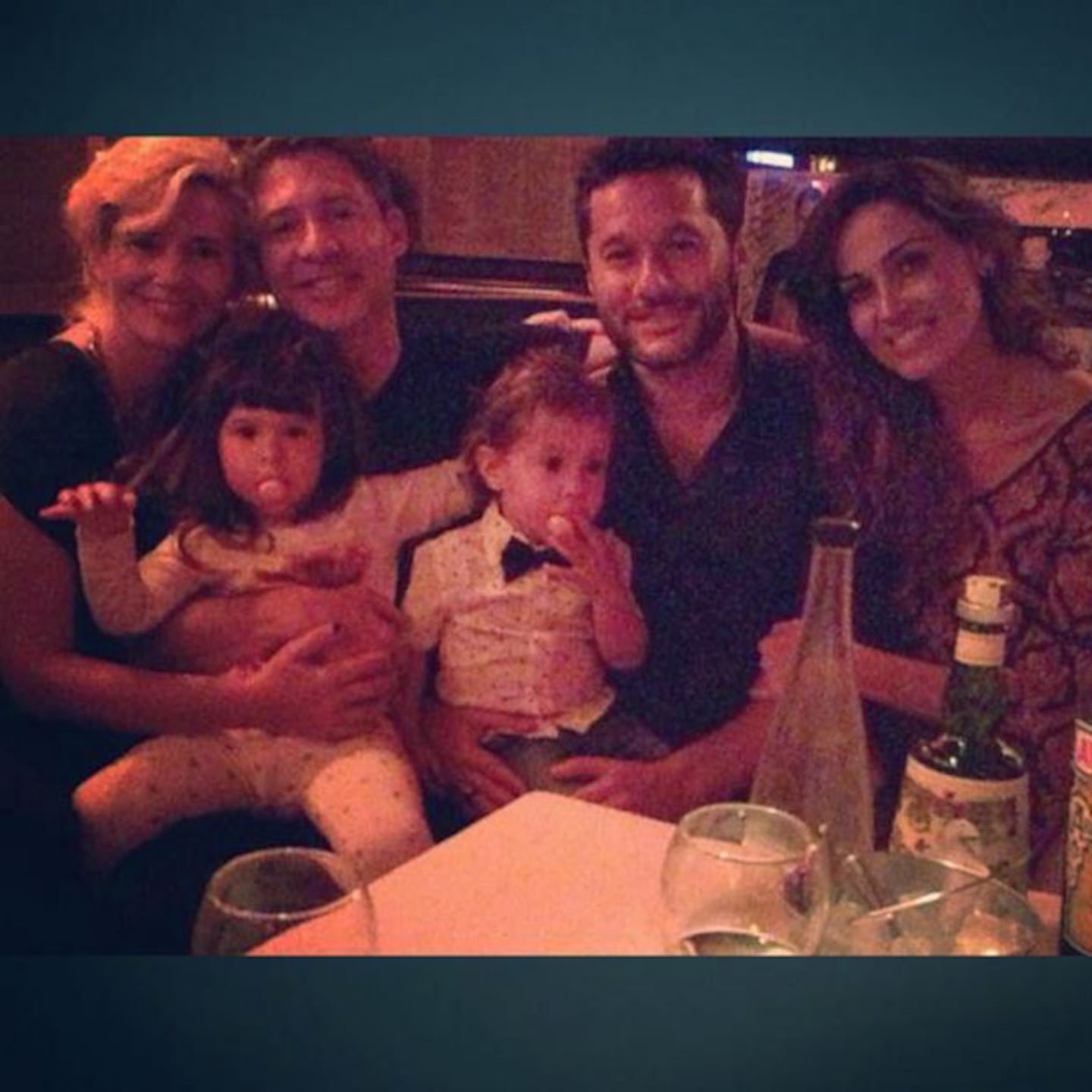 Adrián Suar y Diego Torres compartieron una cena con sus familias (Foto: Twitter). 