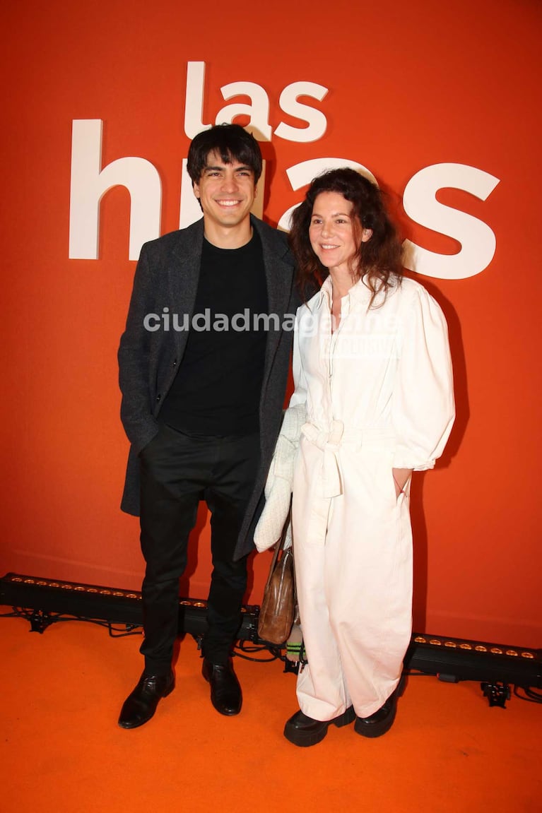 Agustín Sullivan y pareja (Foto: Movilpress)