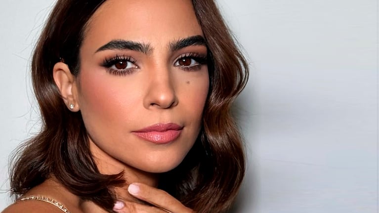 Agustina Cherri se animó: hizo una producción de fotos en lencería en plena ola polar (Foto: @agustinacherriok)