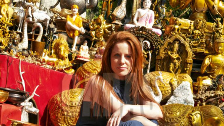 Agustina Kämpfer meditó en India sobre su antigua relación con Amado Boudou. (Foto: Caras)