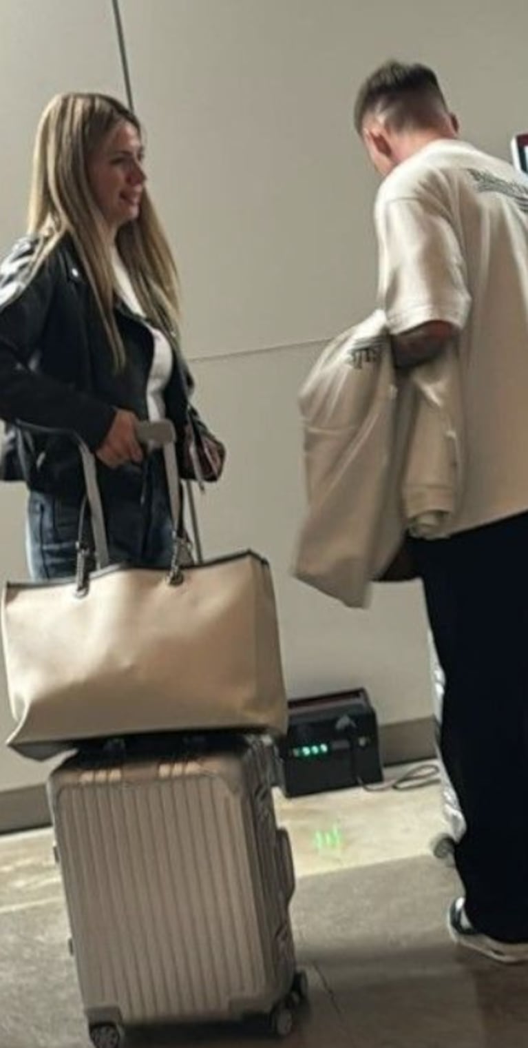 Ailén Cova y Alexis Mac Allister, enamorados tras los fuertes dichos de Camila Mayan: looks combinados y risas
