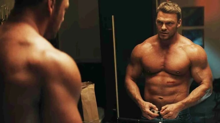 Alan Ritchson, el actor perfecto para Jack Reacher, debió trabajar mucho su físico.