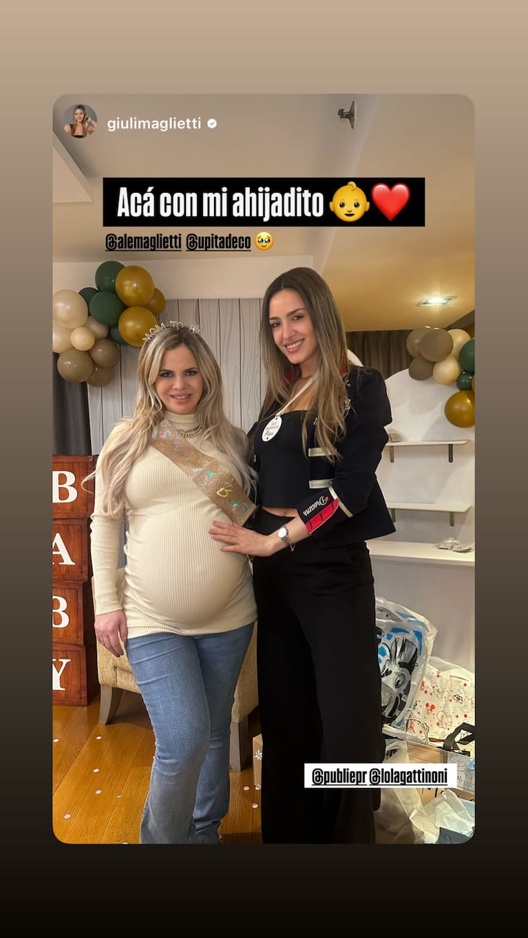 Alejandra Maglietti con su mamá y su hermana Giuliana | Créditos: Instagram @alemaglietti