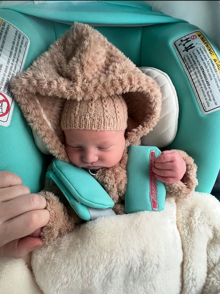 Alejandra Maglietti y su bebé Manuel (Foto: Instagram @alemaglietti)