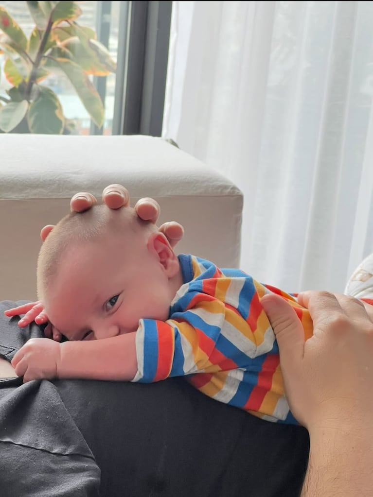 Alejandra Maglietti y su bebé Manuel (Foto: Instagram @alemaglietti)