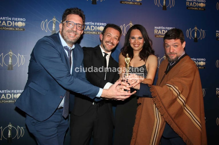 Alejandro Bercovich y el staff de Pasaron Cosas (Radio con Vos) (Foto: Movilpress)