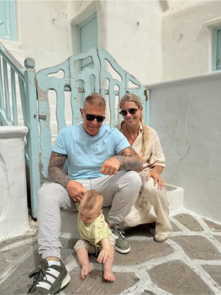 Alejandro Fantino: viaje por el Mediterráneo con Coni Mosqueira y su hijo Beltrán. CREDITO: Instagram/@alefantino