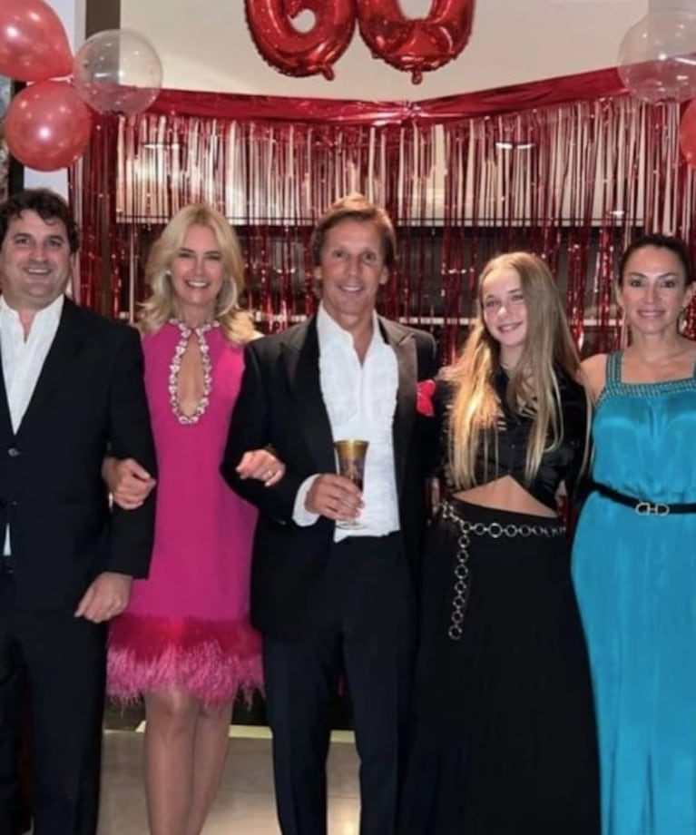 Alejandro Gravier cumplió sus 60 años en familia y compartió las fotos más lindas de la fiesta