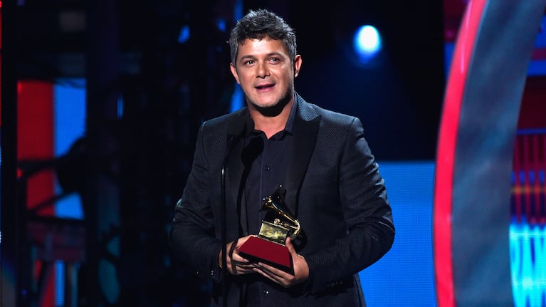 Alejandro Sanz cuida a sus hijos de los paparazzi