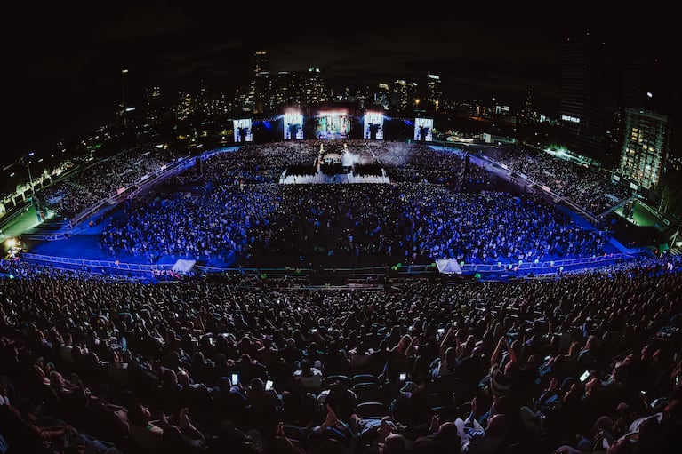 Alejandro Sanz en el Campo Argentino de Polo