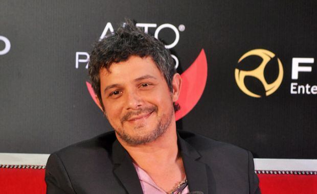 Alejandro Sanz, súper simpático, brindó una conferencia (Fotos: Jennifer Rubio). 