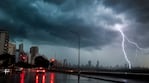 Alerta por tormentas en Buenos Aires: clima 6 de mayo (foto creada con IA)