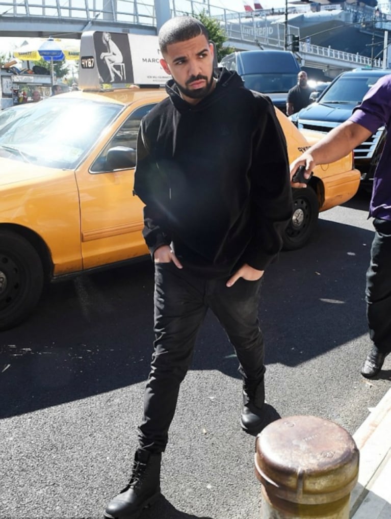 ¡Alerta trendy! Adueñate del estilo casual de Drake