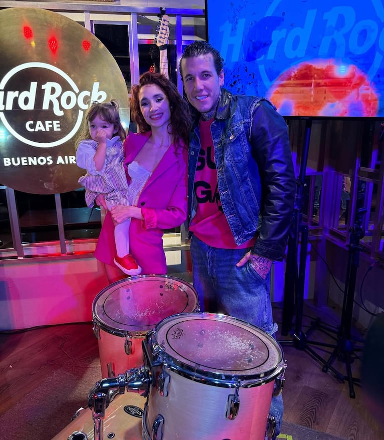 Alex Caniggia y Melody Luz festejaron el cumpleaños de Venezia con Claudio Paul y Sofía Bonelli | Créditos: Instagram @alexcaniggia