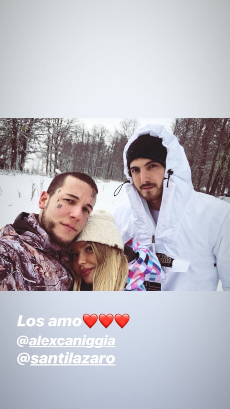 Alex Caniggia y su novia, Macarena Herrera, amor en la nieve de Bariloche
