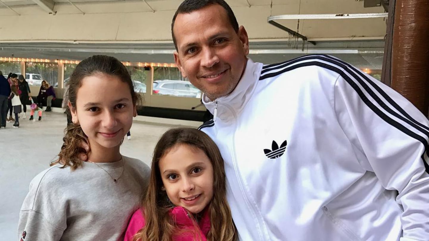 Alex Rodríguez es un padre responsable: “Mi prioridad son mis hijas”