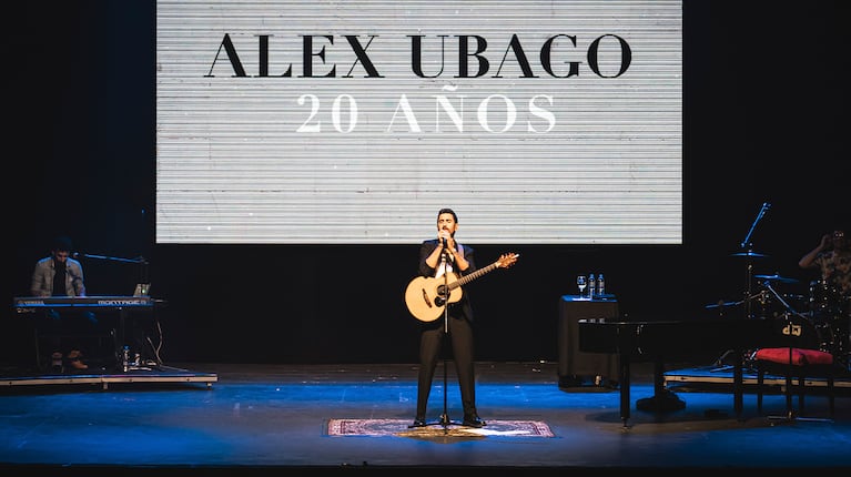 Alex Ubago enamoró a su público de Argentina e hizo Sold Out en el Teatro Broadway