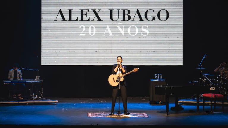 Alex Ubago enamoró a su público de Argentina e hizo Sold Out en el Teatro Broadway