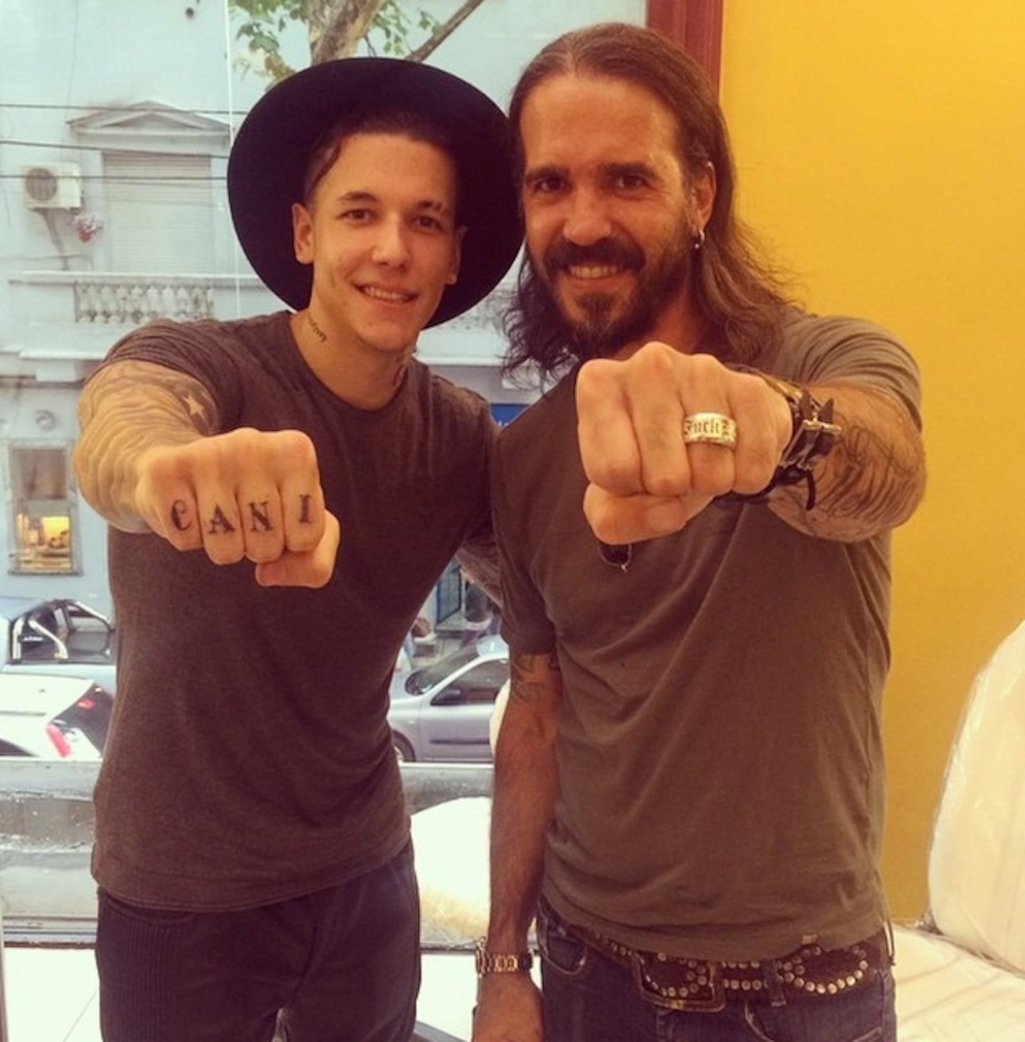 Alexander Caniggia continúa estampando su piel: mirá sus nuevos y excéntricos tatuajes  (Foto: Instagram)