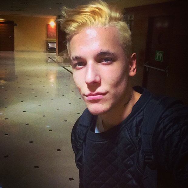 Alexander Caniggia se platinó. (Foto: Instagram)