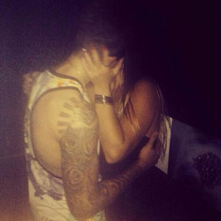 Alexander Caniggia y su nueva conquista. (Foto: Twitter)