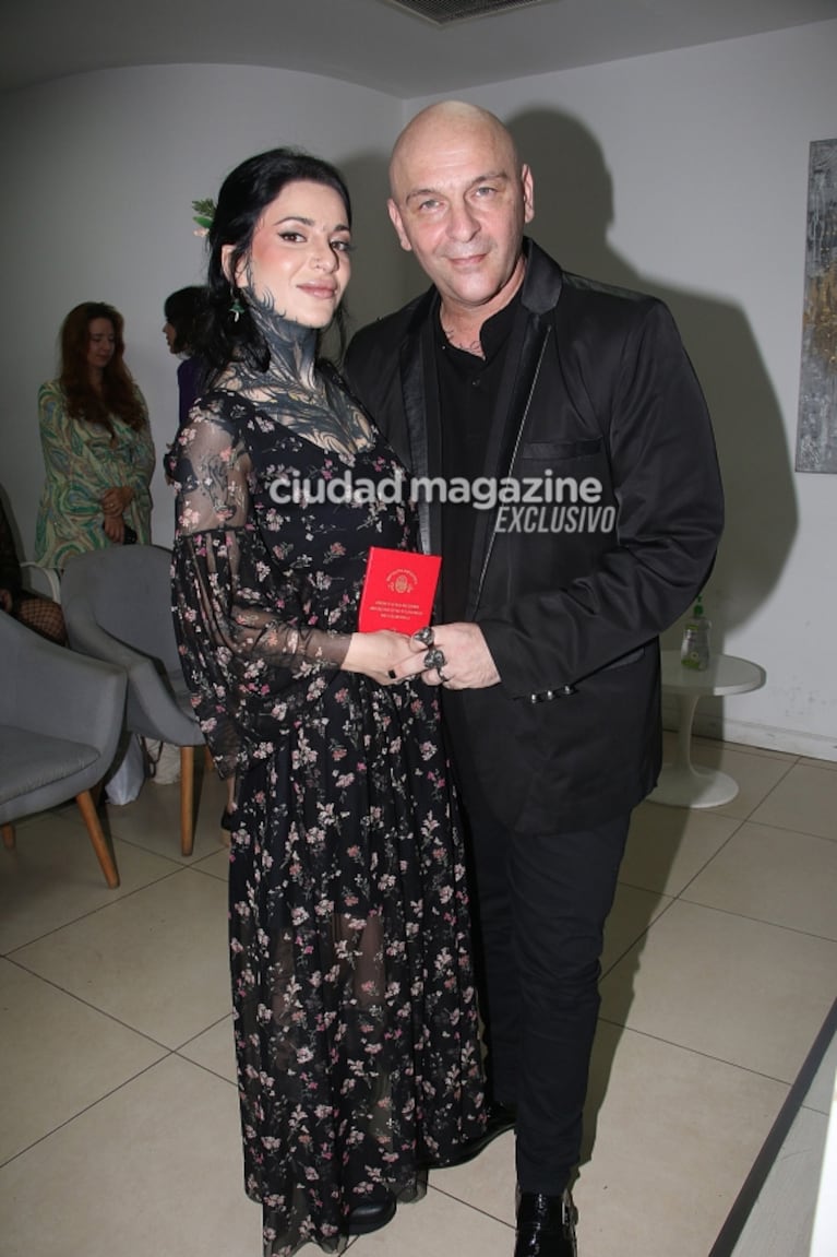 Alexis Puig se casó por civil con Luciana Méndez: las fotos de la íntima celebración