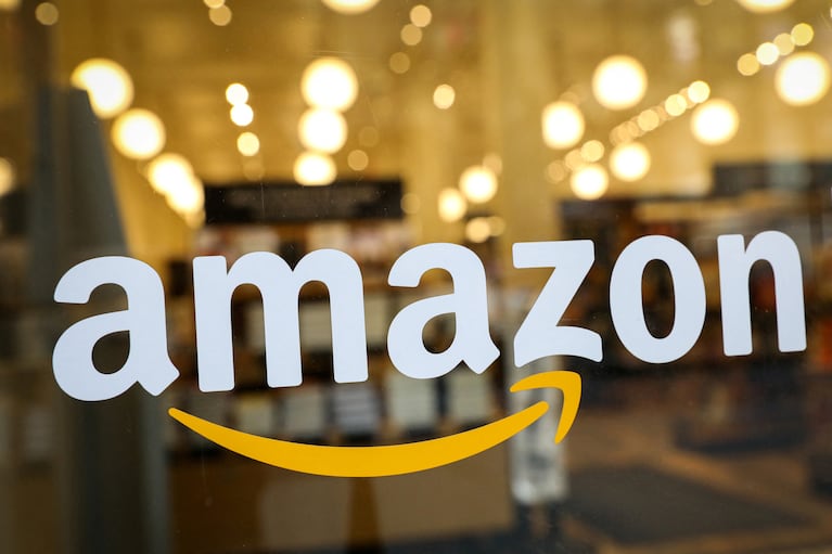 Amazon ha revelado el debut de su aplicación móvil Amazon One, la cual simplifica el proceso de registro de los usuarios en su servicio de identificación de palma de la mano.