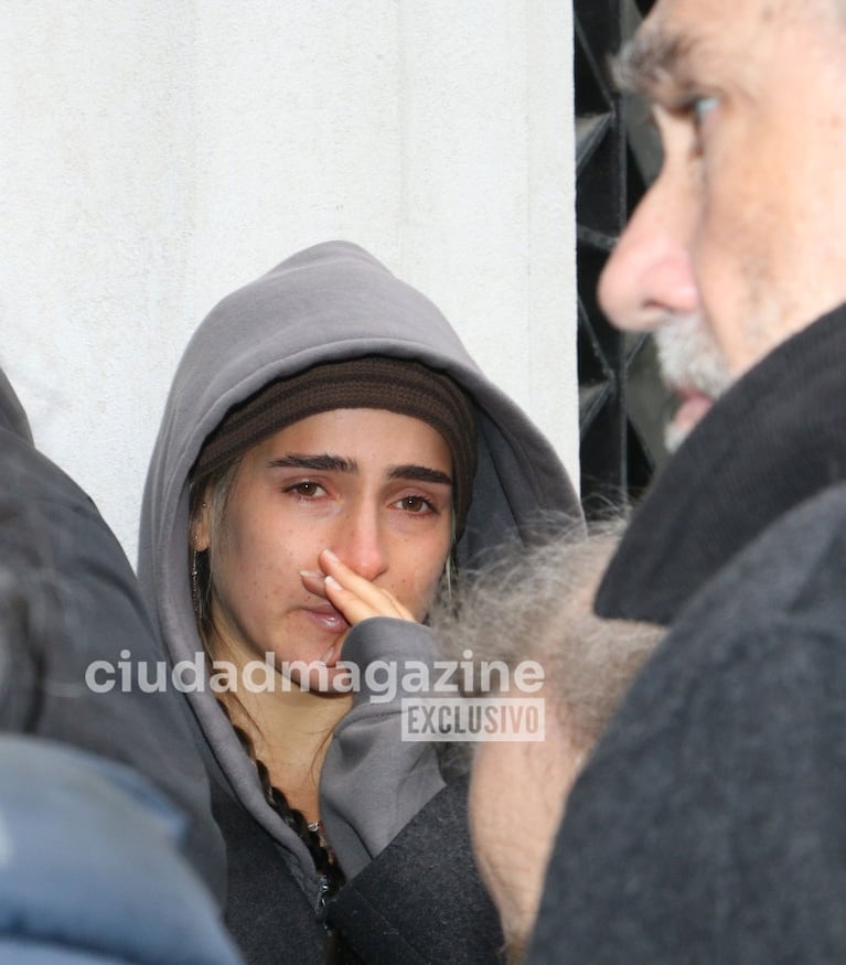 Ámbar De Benedictis en el último adiós a Piero . (Foto: Movilpress)
