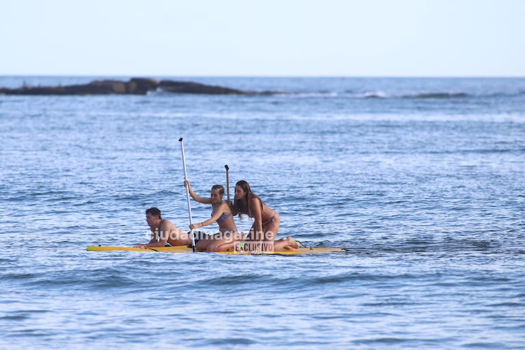 Ámbar de Benedictis, Lucia Pedraza y Nacho Pampín en Uruguay (Foto: Ramiro Souto)