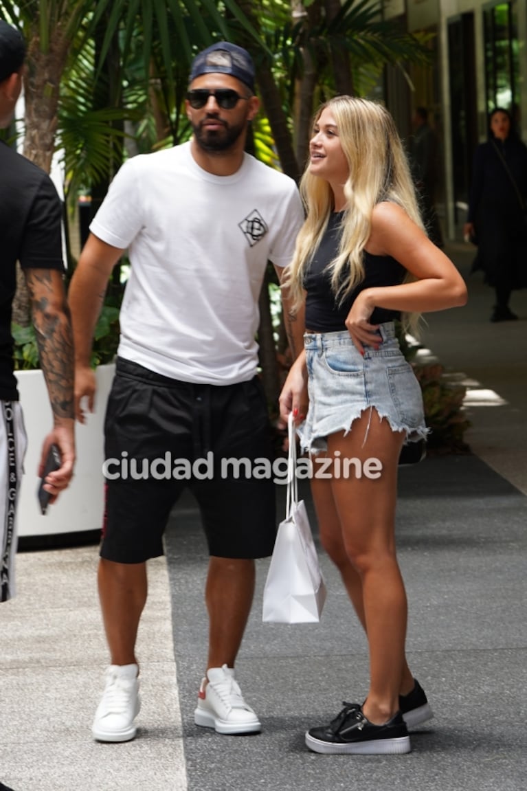 ¡Amor y descanso! Las vacaciones del Kun Agüero con su novia, Sofía Calzetti, en Miami