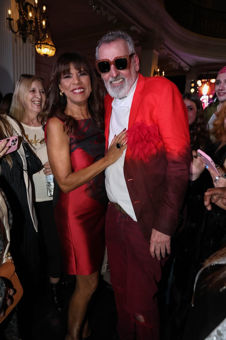Anamá Ferreira en el desfile de Benito Fernández por sus 40 años en la moda (Foto: prensa).