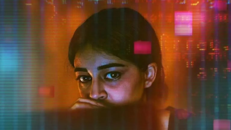  Ananya Panday como Nella en "CTRL" de Netflix. 