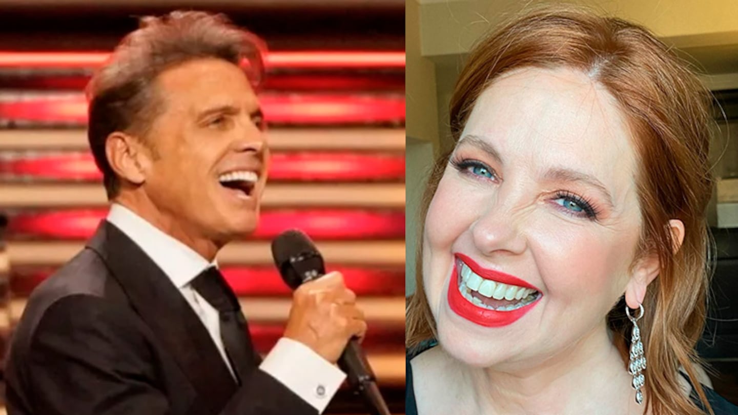 Andrea del Boca compartió una foto retro con Luis Miguel y la acusaron de "colgarse" de él.