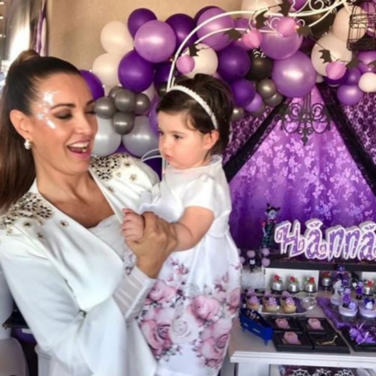 Andrea Estévez festejó el primer año de vida de su hija, Hannah: "Su papá la vio por videollamada” 