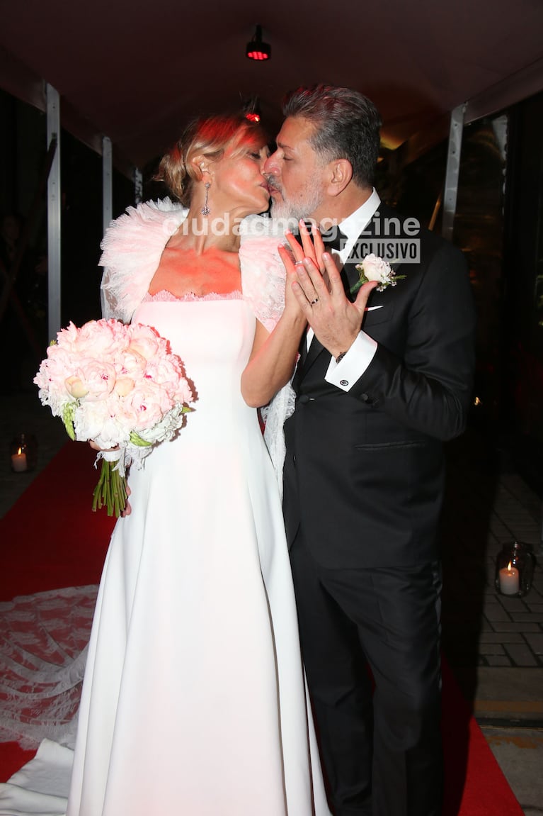Andrea Ghidone y Pablo Otero se casaron con una mega fiesta. (Foto: Movilpress)
